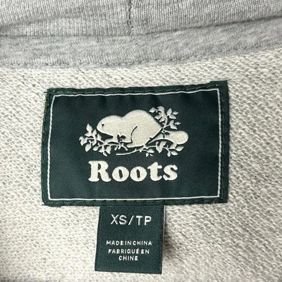 Roots Light Grey Hood with Embroidered Beaver  Logo XS - Picture 8 of 8